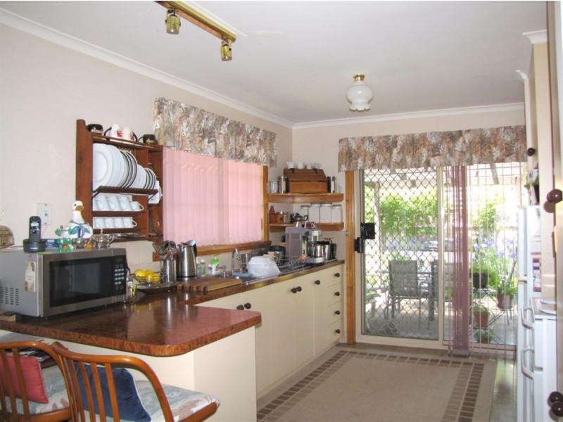 2/15 Beatty Street, Beauty Point TAS 7270