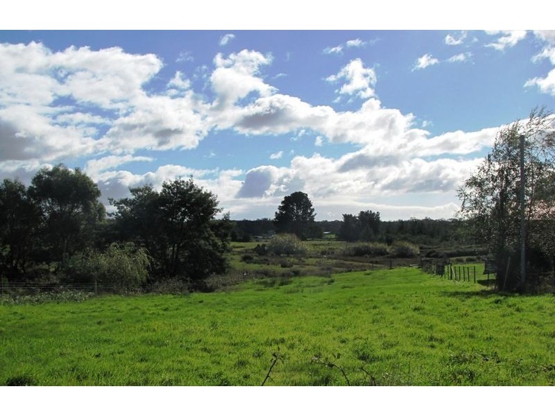 10 Crowther Street, Beaconsfield TAS 7270