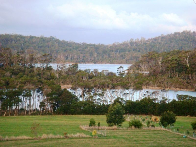 Lot 1/2 Flinders Street, Beauty Point TAS 7270