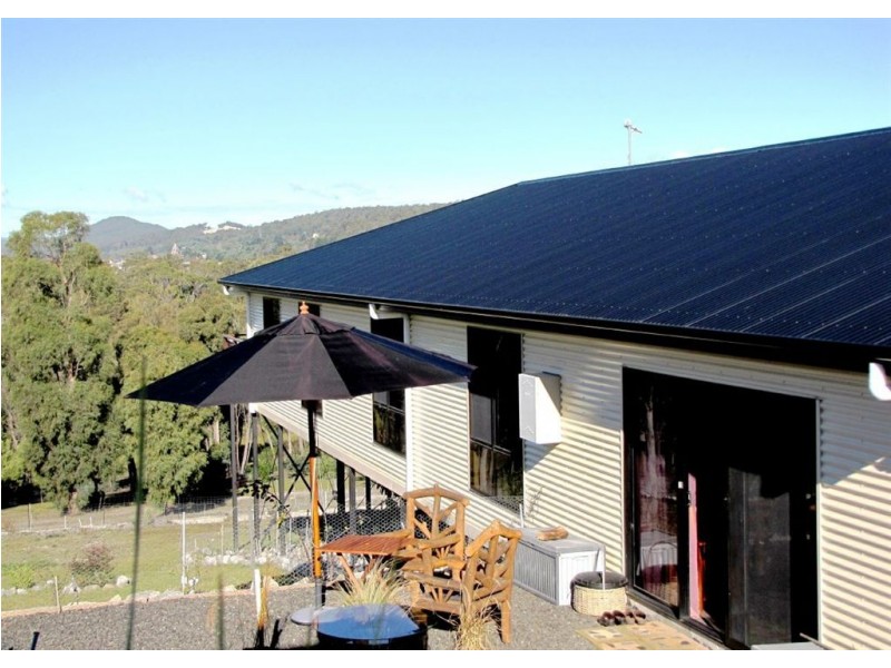 17 Possum Road, Beaconsfield TAS 7270