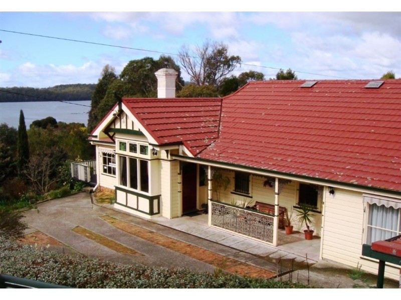 14 Flinders Street, Beauty Point TAS 7270