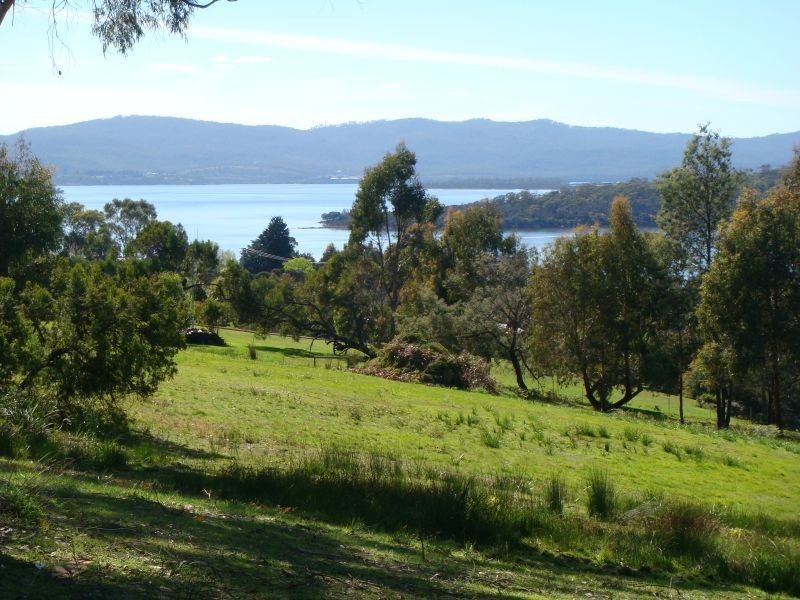 34 Torneys Road, Beauty Point TAS 7270