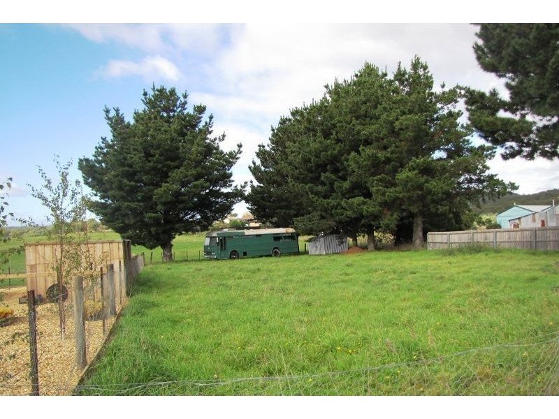 5 Dally Street, Beaconsfield TAS 7270