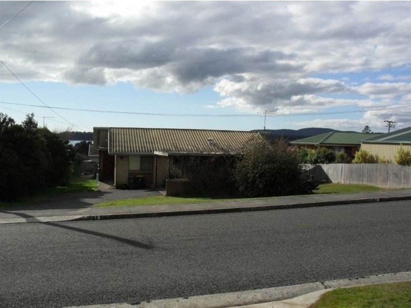 18 Napier Street, Beauty Point TAS 7270
