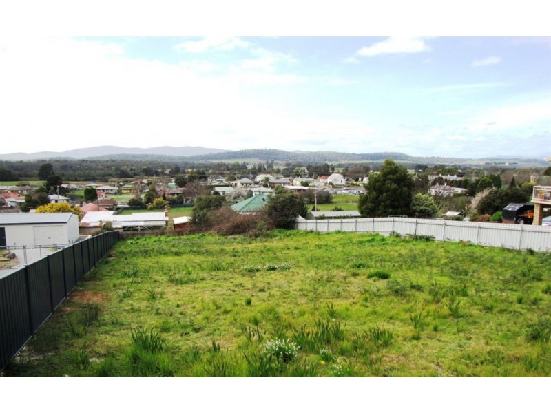 26 Brooklyn Street, Beaconsfield TAS 7270