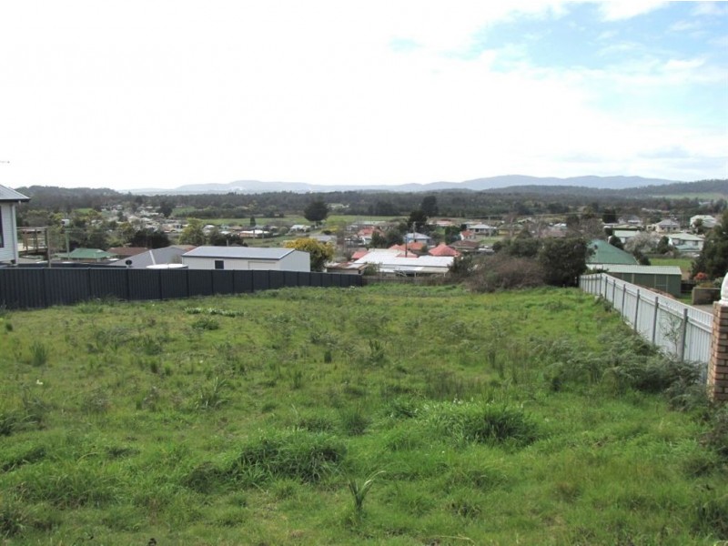 26 Brooklyn Street, Beaconsfield TAS 7270