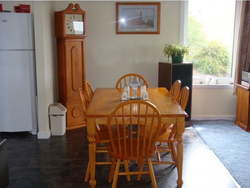 11 Bolton Street, Beaconsfield TAS 7270