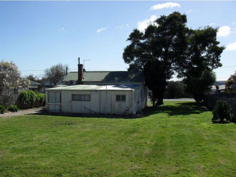 11 Scott Street, Beauty Point TAS 7270