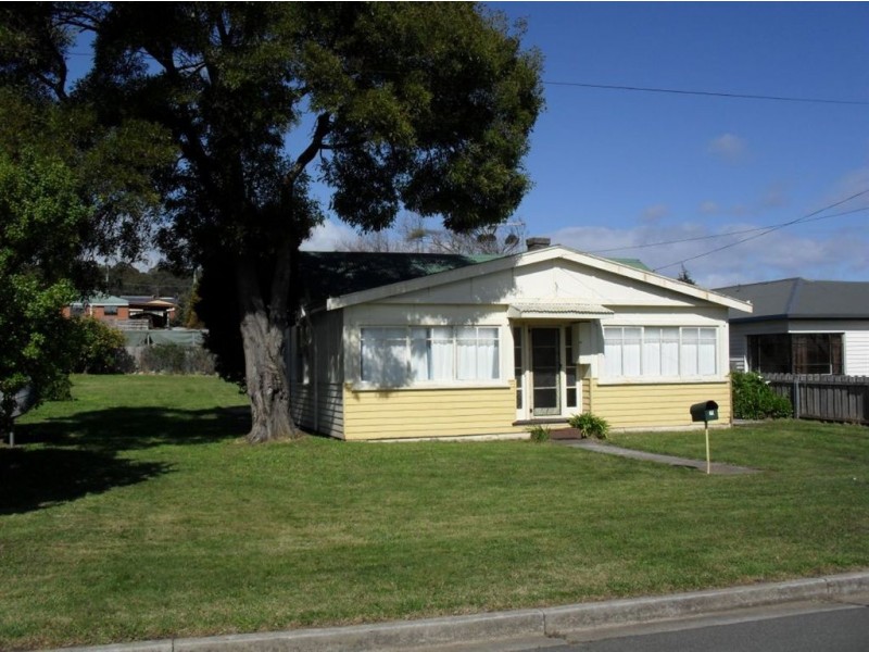 11 Scott Street, Beauty Point TAS 7270