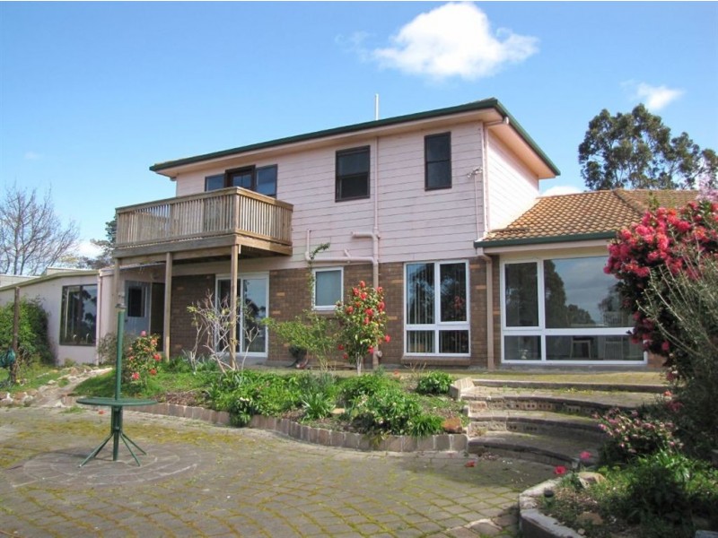 1 Coorang Place, Legana TAS 7277