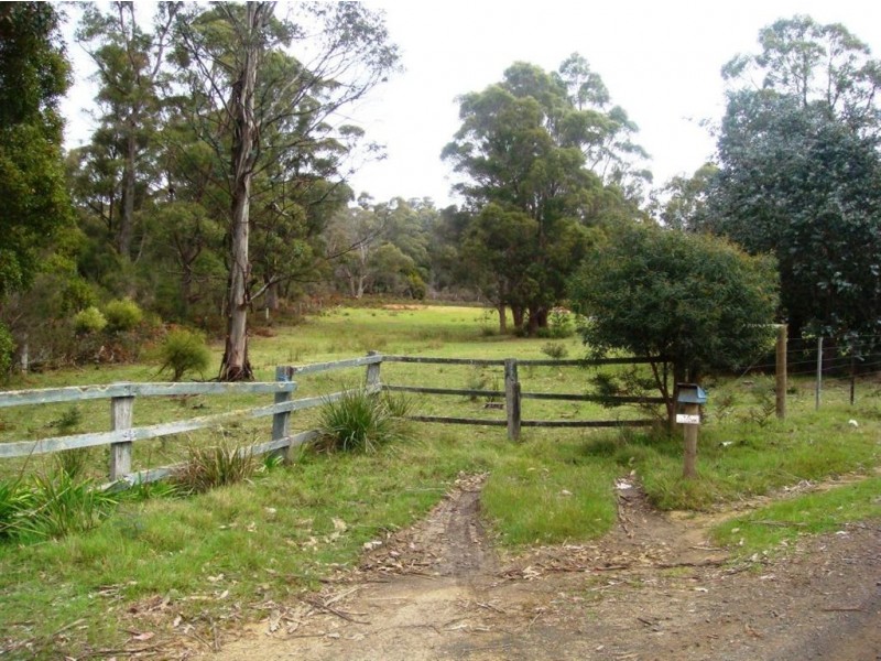 13 Tattersalls Road, Beaconsfield TAS 7270