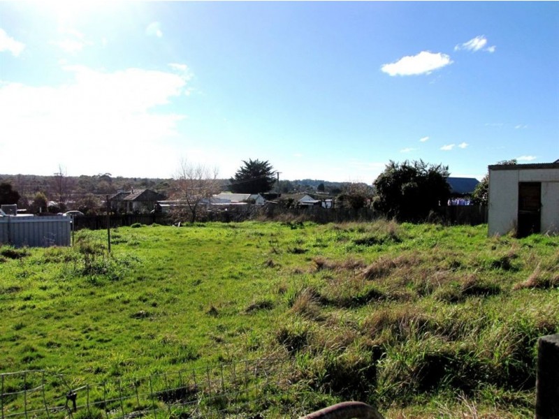 4 Sorell Street, Beaconsfield TAS 7270