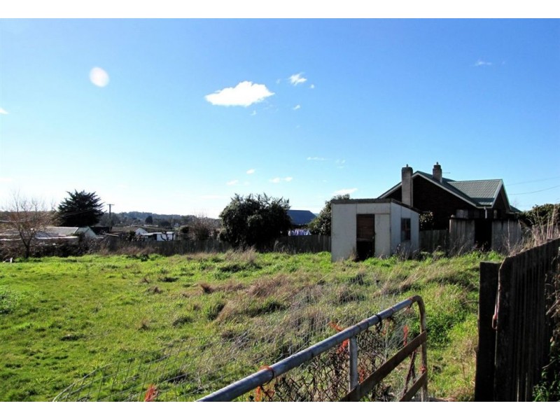 4 Sorell Street, Beaconsfield TAS 7270
