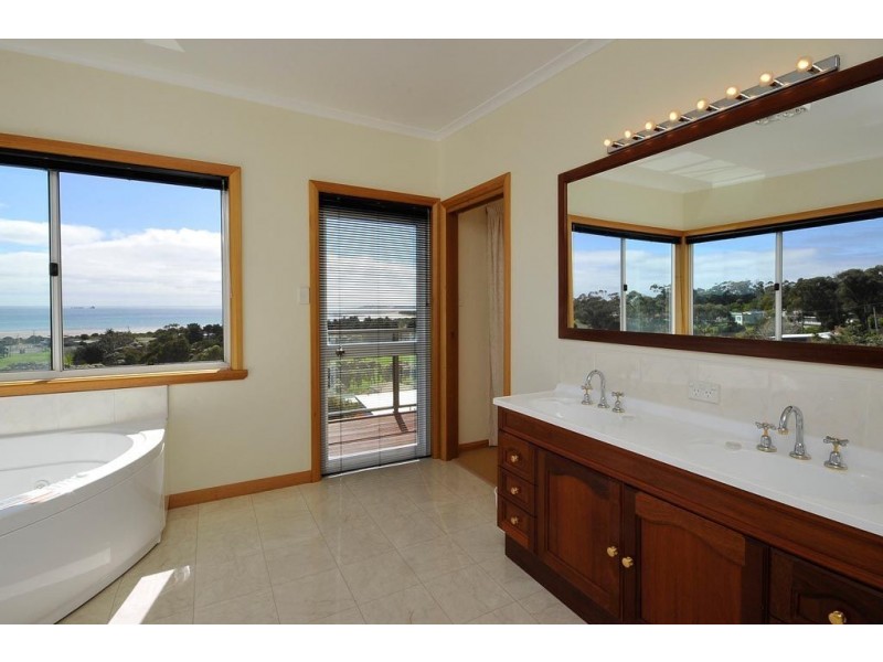 9 Tamar Crescent, Greens Beach TAS 7270