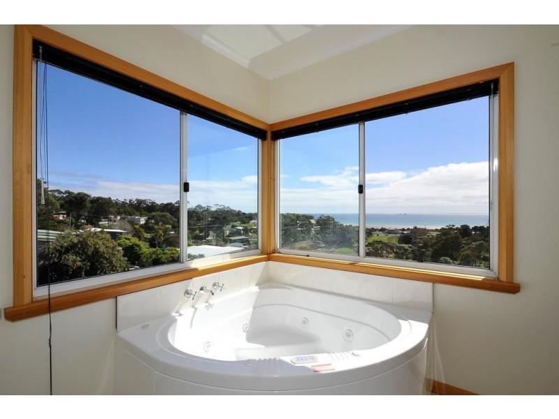 9 Tamar Crescent, Greens Beach TAS 7270