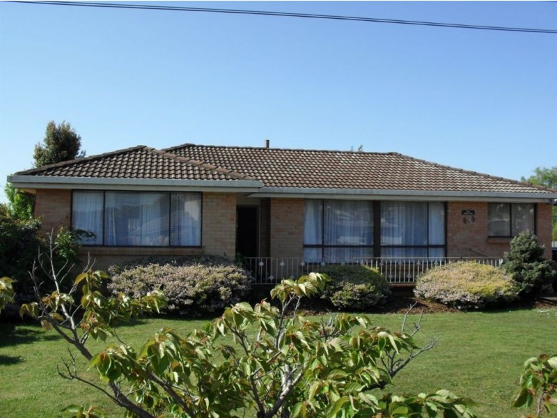 14 Beatty Street, Beauty Point TAS 7270