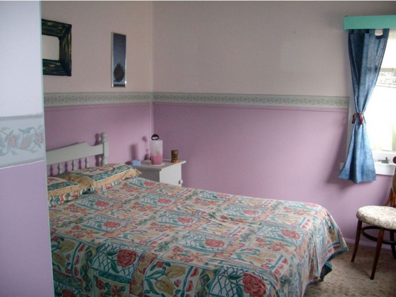 2 Taroona Street, Gravelly Beach TAS 7276