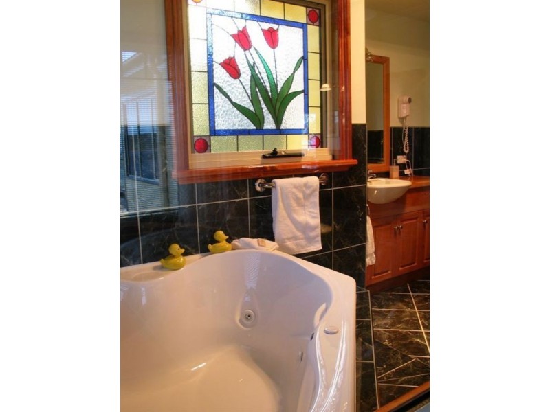 77 Flinders Street, Beauty Point TAS 7270