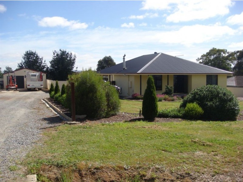 20 Weld Street, Beaconsfield TAS 7270