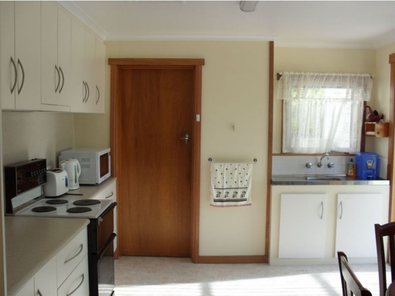 17 Mainwaring Street, Beauty Point TAS 7270