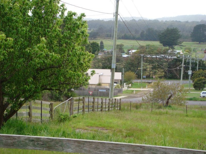 40 Brooklyn Street, Beaconsfield TAS 7270