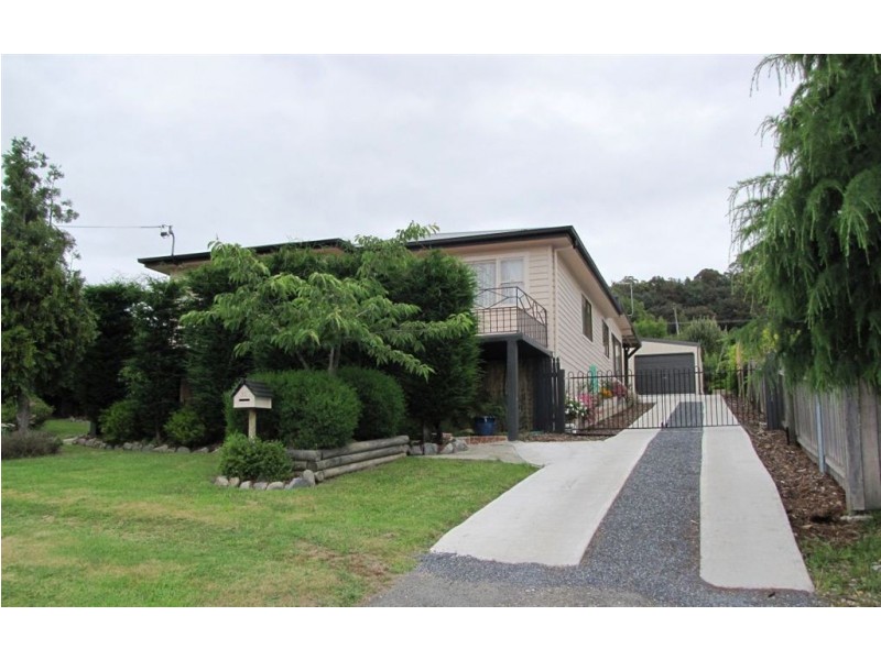 53 Douglas Street, Beaconsfield TAS 7270