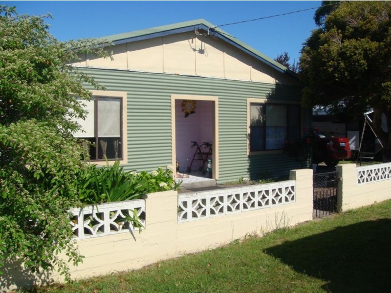 12 Mainwaring Street, Beauty Point TAS 7270