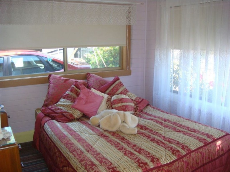 12 Mainwaring Street, Beauty Point TAS 7270