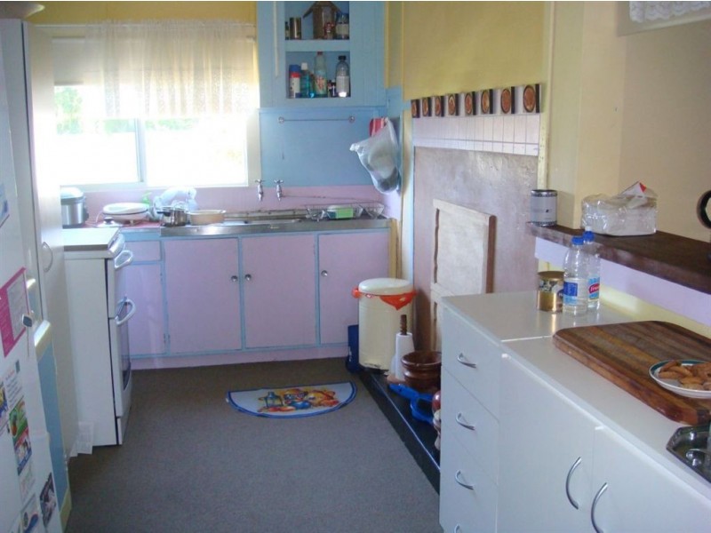 12 Mainwaring Street, Beauty Point TAS 7270