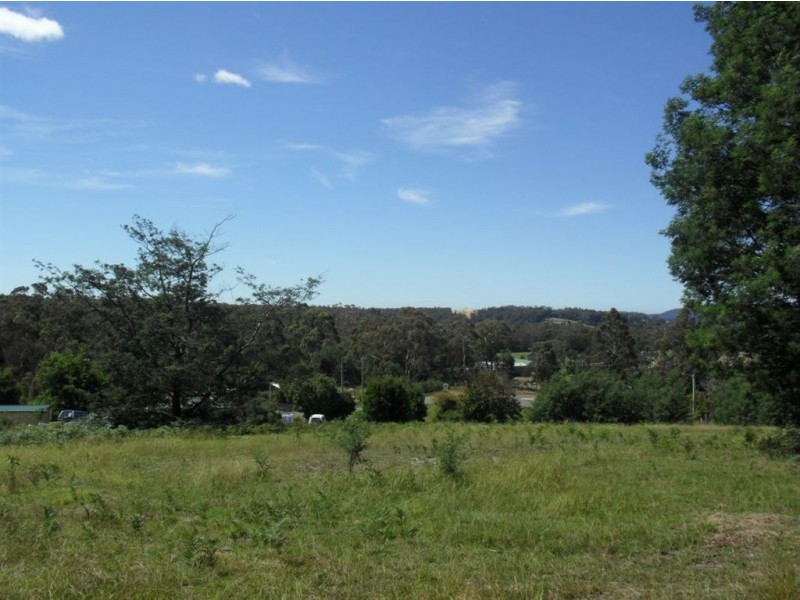 19 Bolton Street, Beaconsfield TAS 7270