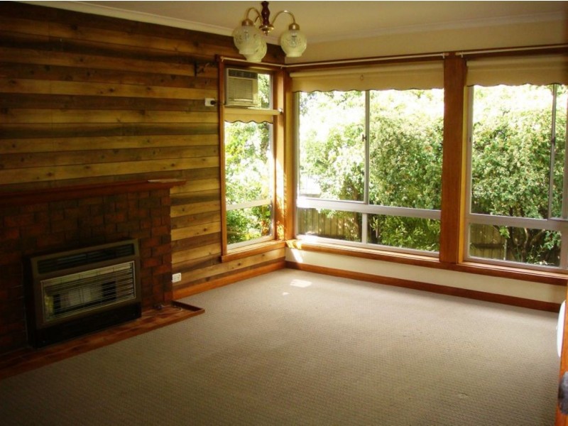 36 Grubb Street, Beaconsfield TAS 7270