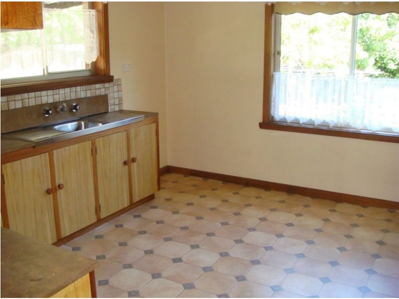 36 Grubb Street, Beaconsfield TAS 7270