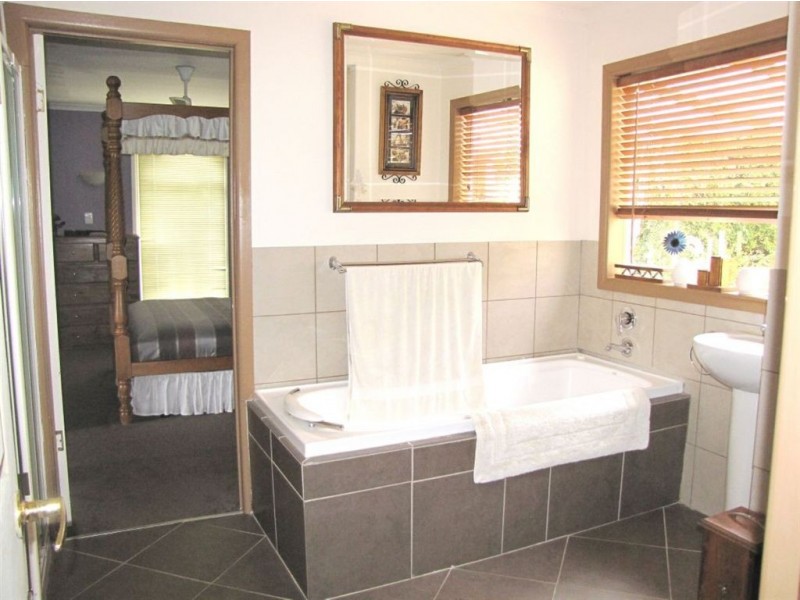 85 Beach Road, Legana TAS 7277
