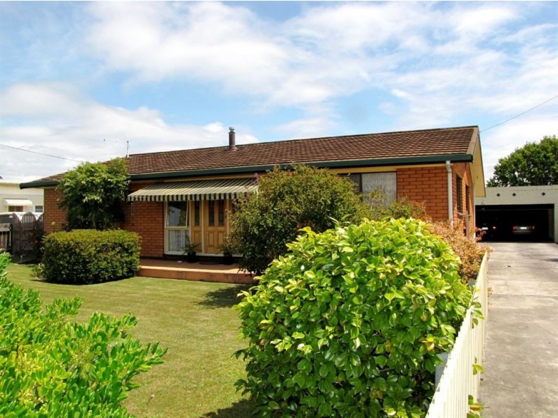 5 Kitchener Avenue, Beauty Point TAS 7270