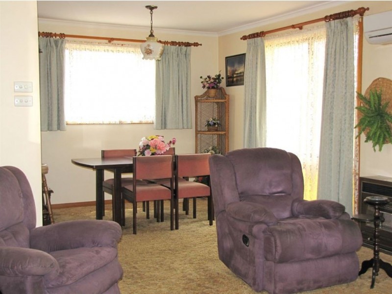 5 Kitchener Avenue, Beauty Point TAS 7270