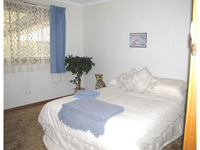 5 Kitchener Avenue, Beauty Point TAS 7270