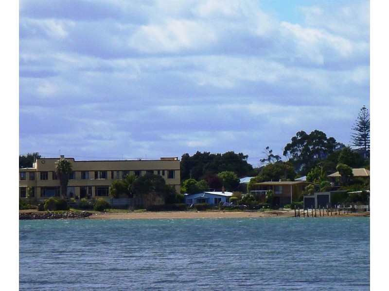 13 Lenborough Street, Beauty Point TAS 7270