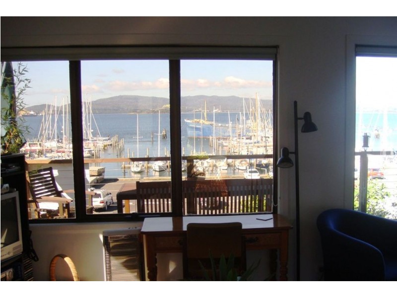 124 Flinders Street, Beauty Point TAS 7270