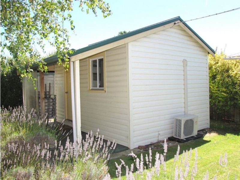 15 Mainwaring Street, Beauty Point TAS 7270