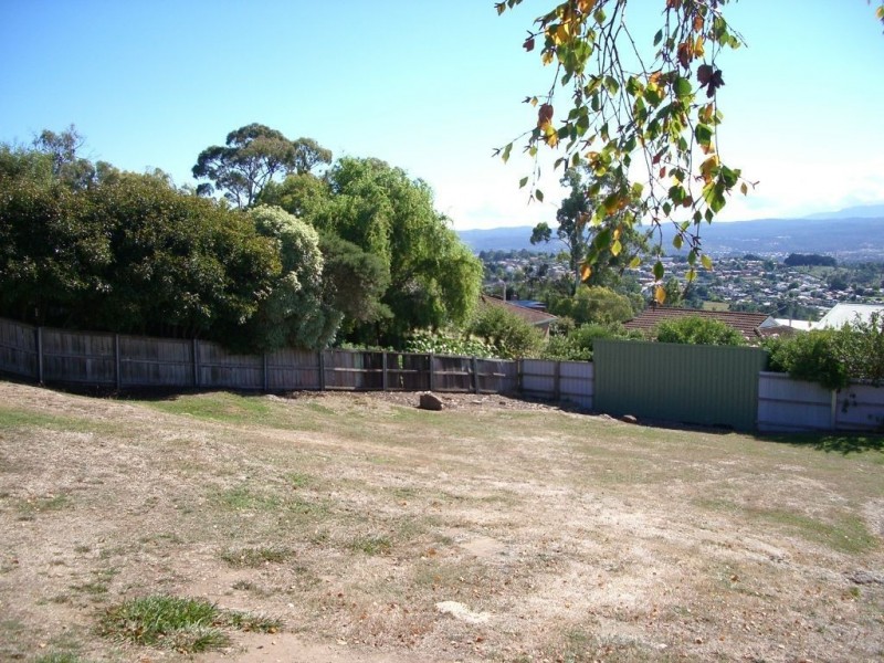 87 Gibson, Kings Meadows TAS 7249