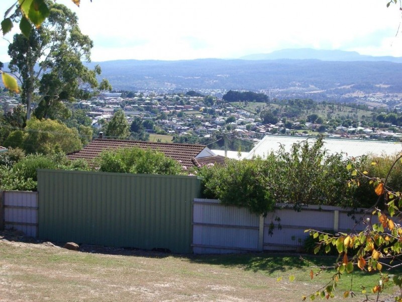 87 Gibson, Kings Meadows TAS 7249