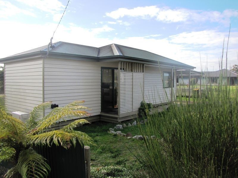 12 Crowther Street, Beaconsfield TAS 7270