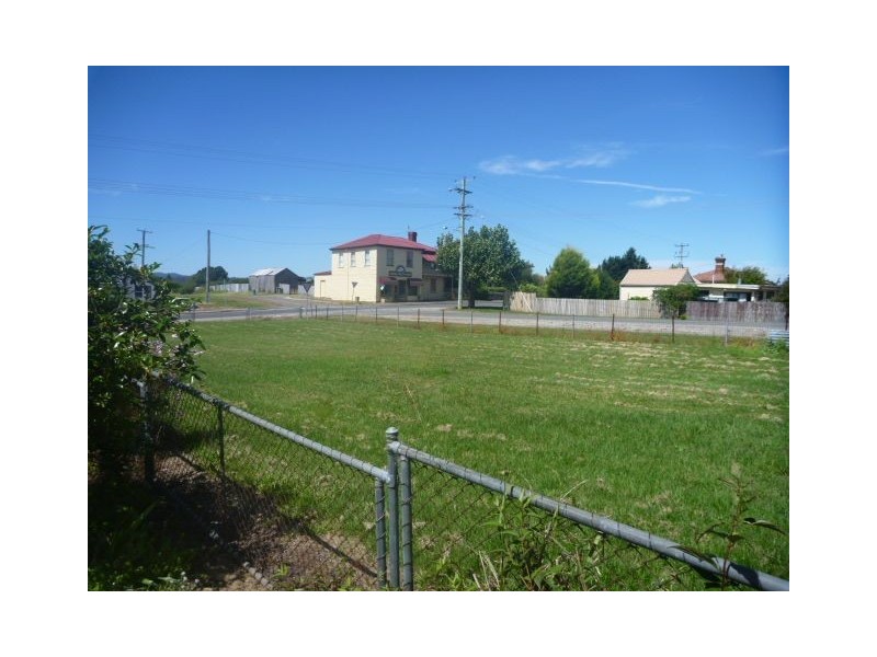 69 Weld Street, Beaconsfield TAS 7270