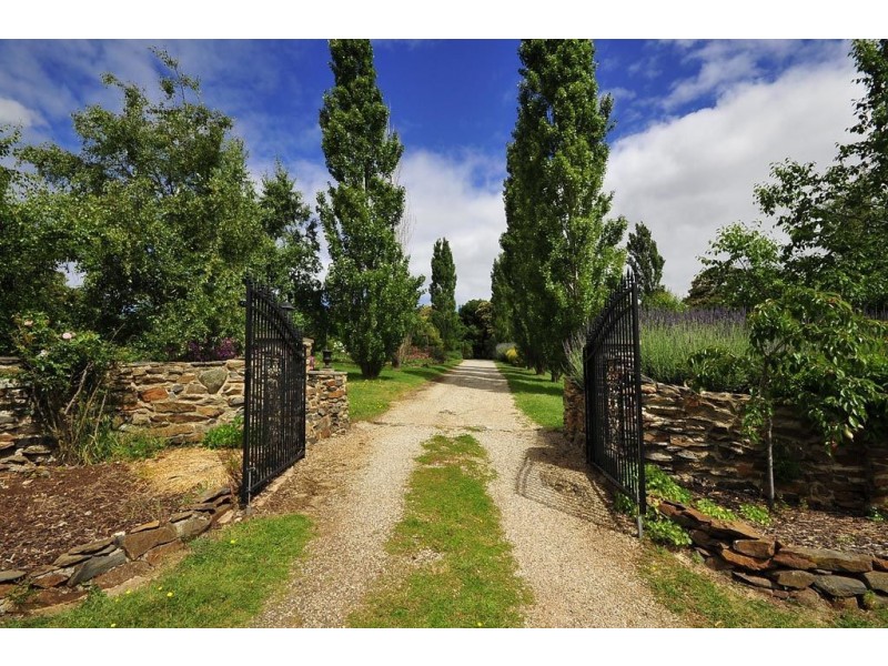 4 Alpine Cres, Grindelwald TAS 7277