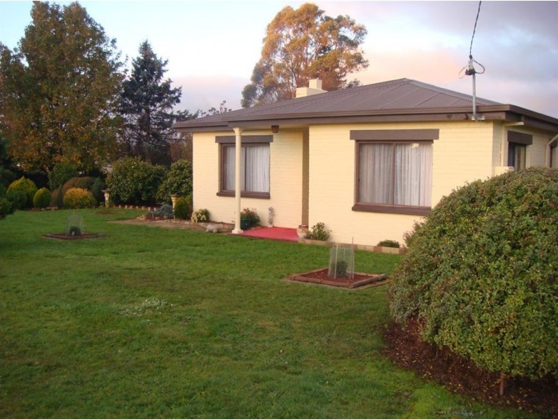 5 Henn Street, Beaconsfield TAS 7270