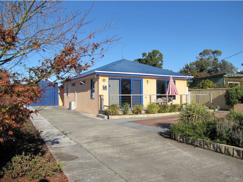 17 West Arm Road, Beauty Point TAS 7270