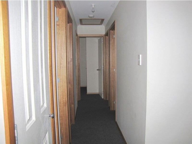 2/1 Cosgrove Court, Beauty Point TAS 7270