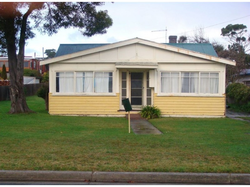 11 Scott Street, Beauty Point TAS 7270