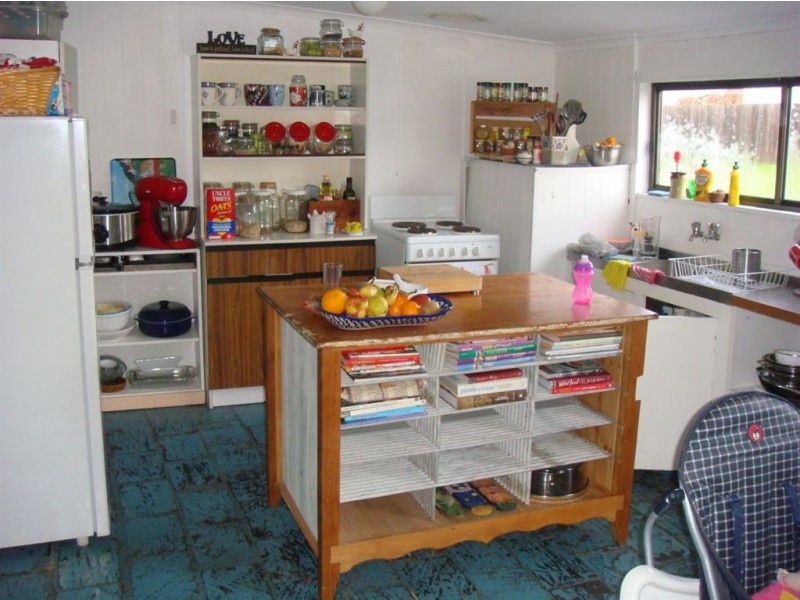 11 Scott Street, Beauty Point TAS 7270