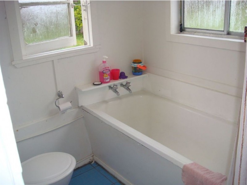 11 Scott Street, Beauty Point TAS 7270